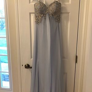 Custom Gown Size 2 Pet 44 L to bottom. Chiffon/Satin one X  wear. Dry cleaned